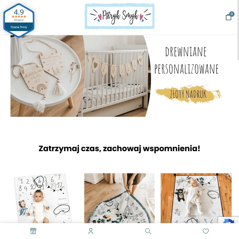 Mata z miesiącami dla dziecka